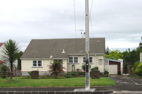 Photo of property in 15 Court Crescent, Panmure, Auckland, 1072