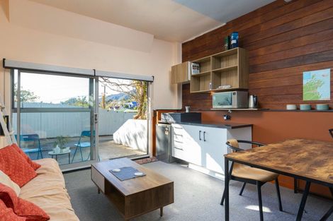 Photo of property in 9 Lincoln Street, Picton, 7220