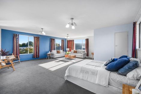 Photo of property in 22 Sevenoaks Drive, Bryndwr, Christchurch, 8053