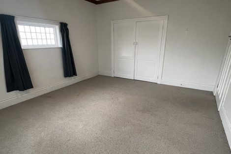 Photo of property in 92 Shamrock Street, Takaro, Palmerston North, 4412