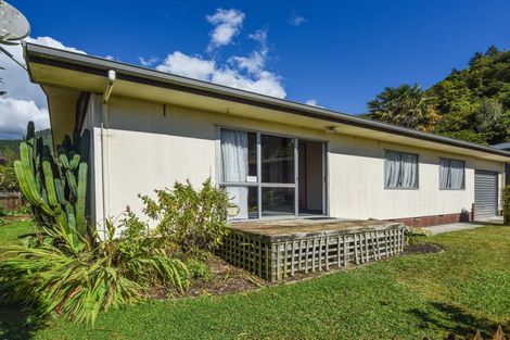 Photo of property in 7 Silverbirch Grove, The Brook, Nelson, 7010