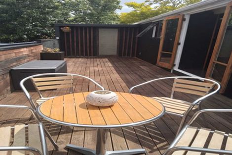 Photo of property in 252 Sturges Road, Henderson, Auckland, 0612