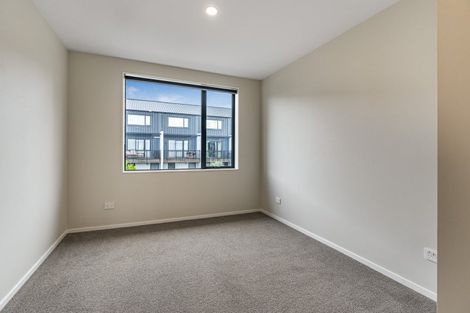Photo of property in 3 Tahuhu Road, Mount Wellington, Auckland, 1062