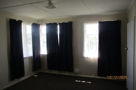 Photo of property in 62 Chaffey Crescent, Titahi Bay, Porirua, 5022