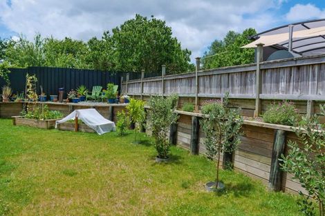 Photo of property in 1 Cedar Place, Tikipunga, Whangarei, 0112