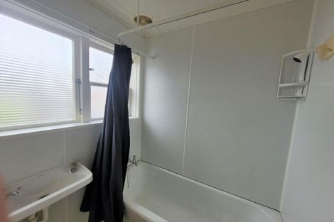 Photo of property in 32 Hine Street, New Plymouth, 4310