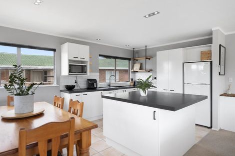 Photo of property in 2 Cooper Street, Pukekohe, 2120