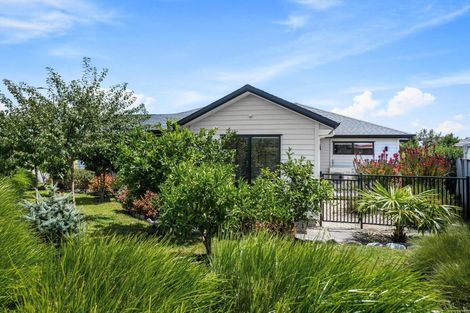 Photo of property in 45 Pohutukawa Parade, Riverhead, 0820