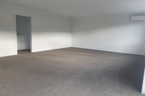 Photo of property in 18 Raynor Crescent, Pyes Pa, Tauranga, 3112