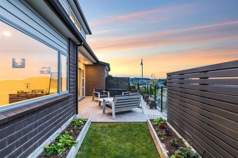 Photo of property in 55 Endeavour Drive, Whitby, Porirua, 5024