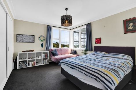 Photo of property in 223 Powderham Street, New Plymouth, 4310