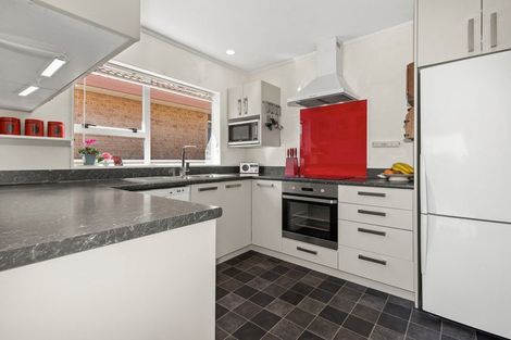 Photo of property in 12 Manly Garden, Paraparaumu Beach, Paraparaumu, 5032