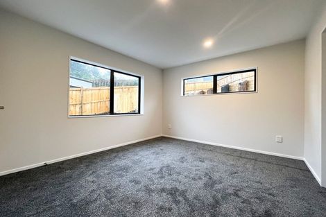 Photo of property in 33 Korihi Drive, Swanson, Auckland, 0614