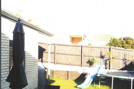 Photo of property in 26 Blueridge Close, Sunnyvale, Auckland, 0612