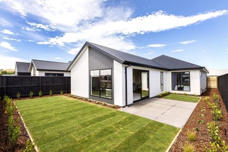 Photo of property in 12 Hiller Green Street, Halswell, Christchurch, 8025