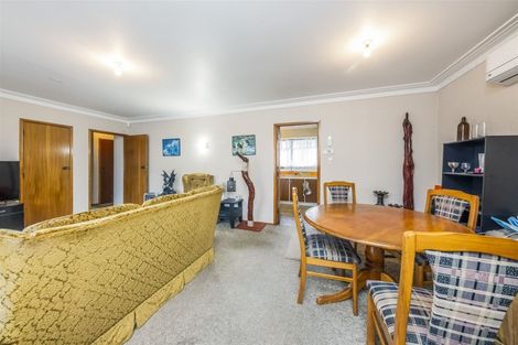 Photo of property in 4/11 Wyllie Road, Papatoetoe, Auckland, 2025