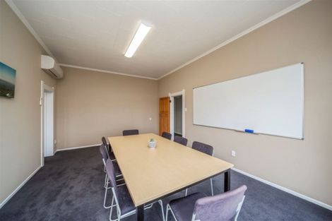 Photo of property in 47 Glover Road, Hawera, 4610