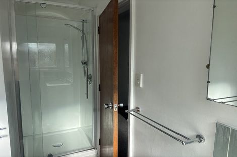 Photo of property in 2/96 Hinau Street, Riccarton, Christchurch, 8041