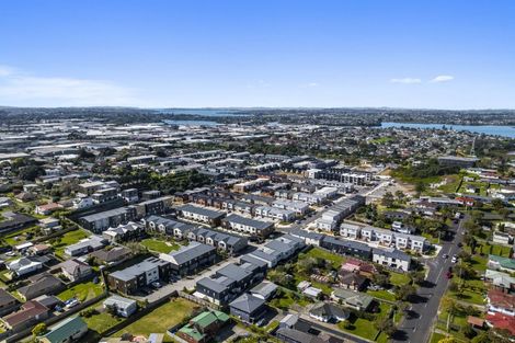 Photo of property in 52 Tahuhu Road, Mount Wellington, Auckland, 1062