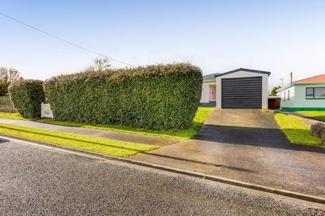 Photo of property in 18 Stanners Street, Eltham, 4322