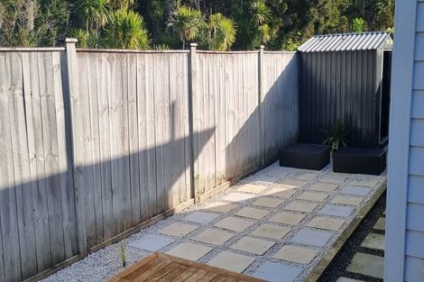 Photo of property in 28 Konoba Avenue, Kumeu, 0810