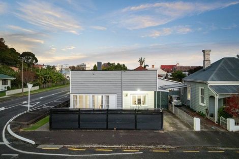 Photo of property in 602 Cochrane Street, Thames, 3500