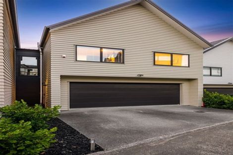 Photo of property in 10 Arran Point Parade, Orewa, 0931