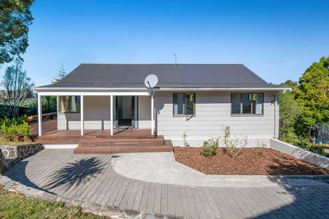 Photo of property in 15 Tacitus Place, Totara Vale, Auckland, 0629