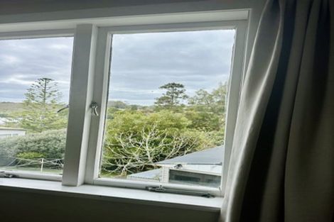 Photo of property in 101 Stanley Road, Glenfield, Auckland, 0629