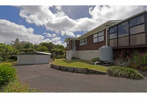 Photo of property in 23 Robert Burke Place, Henderson, Auckland, 0612