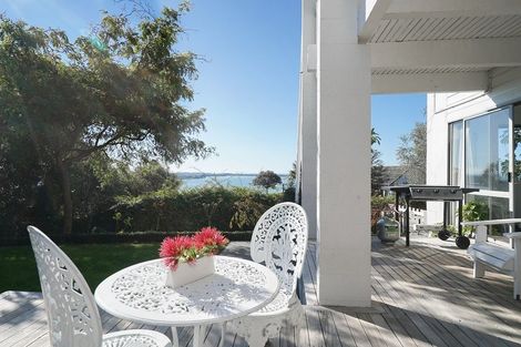 Photo of property in 26 Seamount Terrace, Mount Pleasant, Christchurch, 8081