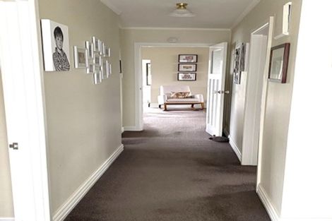 Photo of property in 9 Bay View Road, Bluff Hill, Napier, 4110