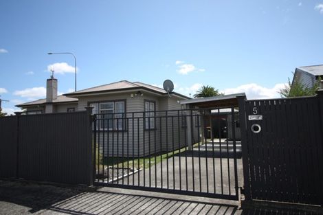 Photo of property in 5 Matamau Street, Palmerston North, 4410