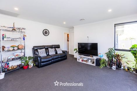 Photo of property in 33 Cynisca Crescent, Wallaceville, Upper Hutt, 5018