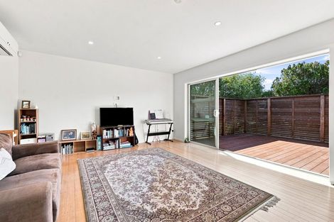 Photo of property in 1/13 Esmonde Road, Takapuna, Auckland, 0622