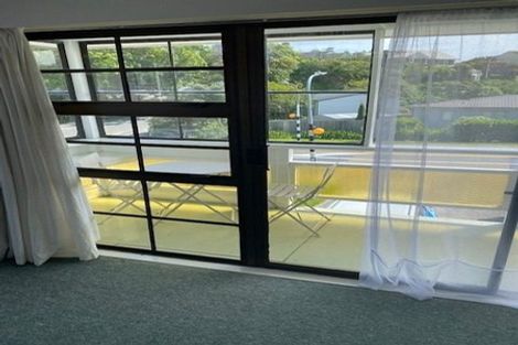 Photo of property in 32 Collins Avenue, Tawa, Wellington, 5028