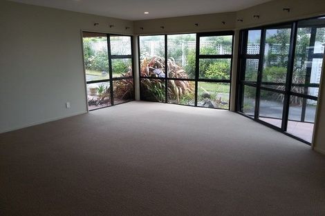 Photo of property in 10 Dunkeld Lane, Redcliffs, Christchurch, 8081