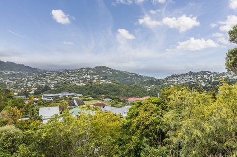 Photo of property in 8 Downing Street, Crofton Downs, Wellington, 6035