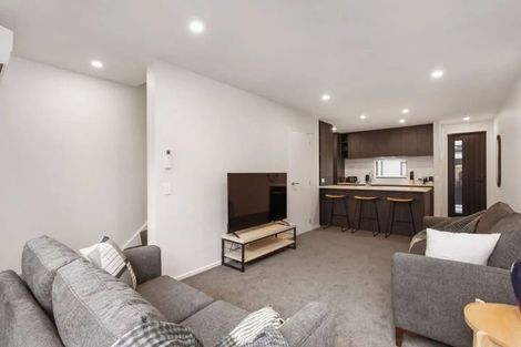 Photo of property in 2/329 Lincoln Road, Addington, Christchurch, 8024