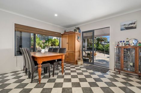 Photo of property in 25a Waikite Road, Welcome Bay, Tauranga, 3112