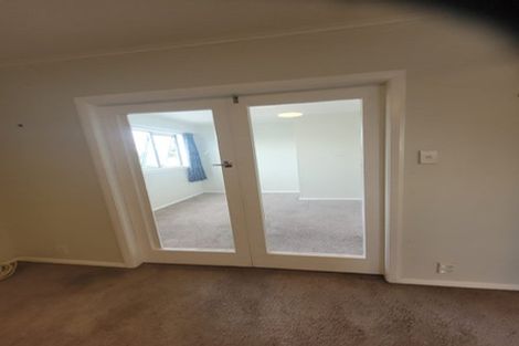 Photo of property in 34 Whitehouse Road, Titahi Bay, Porirua, 5022