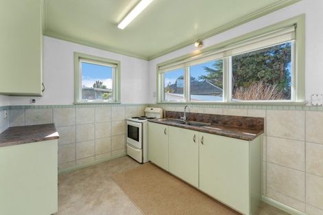 Photo of property in 36 Totara Park Road, Clouston Park, Upper Hutt, 5018