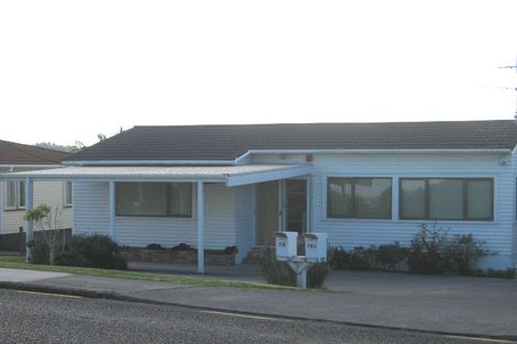 Photo of property in 2/78 College Road, Northcote, Auckland, 0627