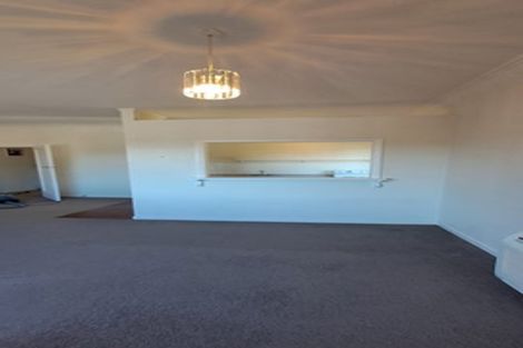 Photo of property in 11 Melrose Road, Island Bay, Wellington, 6023