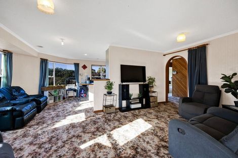 Photo of property in 11 Ponderosa Place, Opunake, 4616