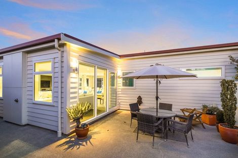 Photo of property in 61 James Cook Drive, Whitby, Porirua, 5024