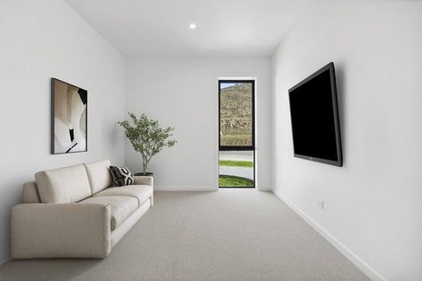 Photo of property in 33 Atkins Road, Luggate, Wanaka, 9382