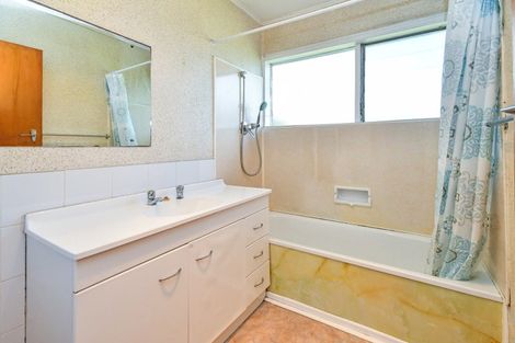 Photo of property in 1 Sterling Avenue, Manurewa East, Auckland, 2102