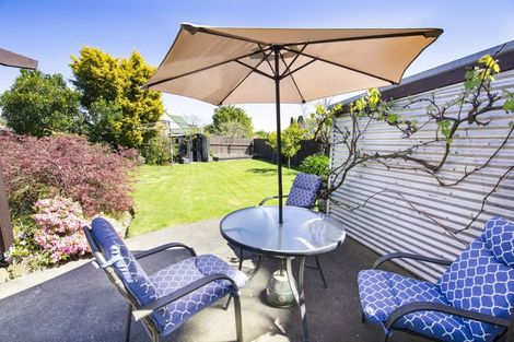 Photo of property in 20 Valerie Street, Clive, 4102