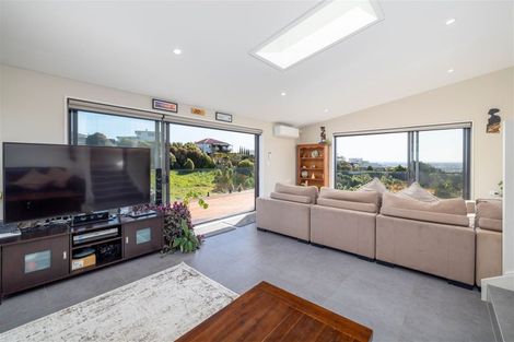 Photo of property in 3 Caldberg Close, Westmorland, Christchurch, 8025